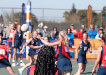 girls playing netball